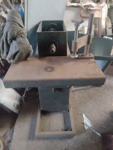 Furadeira de madeira, e tupia 