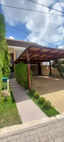 Maraponga, Condomínio Osvaldo Studart, Casa duplex com energia solar,
