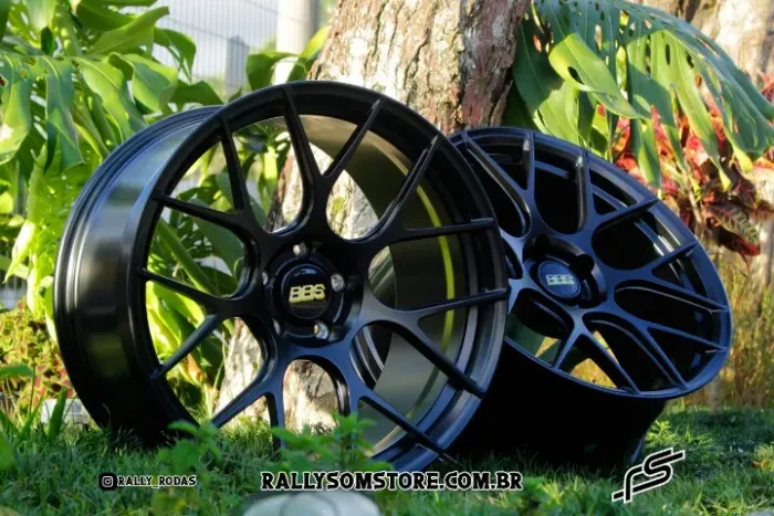 Rodas BBS modelo REV-7 em aro 20? aplicação 5x120 e no acabamento aço preto semi-brilho.