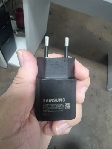Carregador Samsung original de 15W (SÓ O ADAPTADOR)