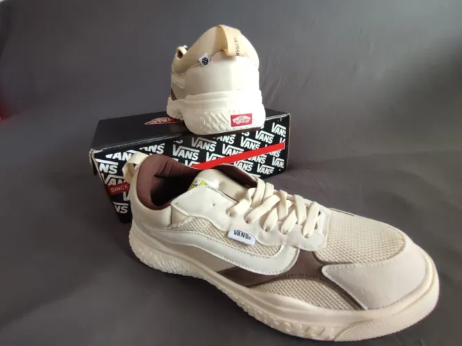 Tênis da Vans Bege
