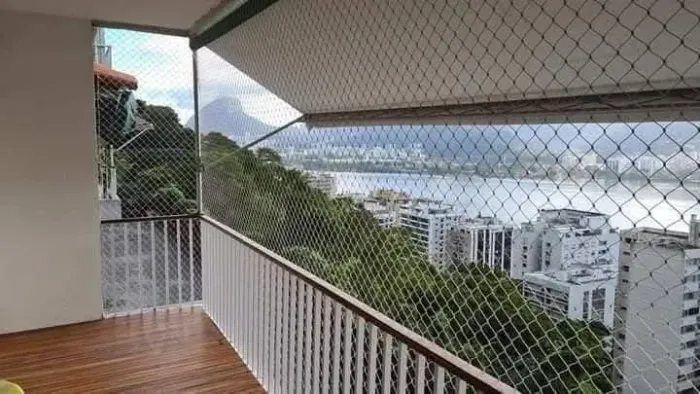 Rede de proteção para sacada e tela mosquiteiro 