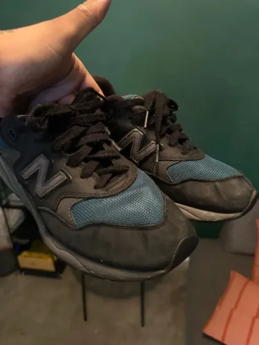 Tênis New Balance 580