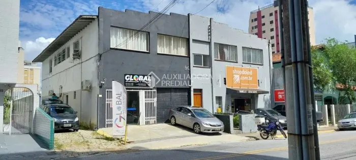 Prédio Comercial à Venda em Florianópolis
