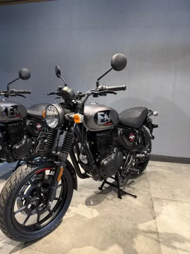 ROYAL ENFIELD - HUNTER 350 2025