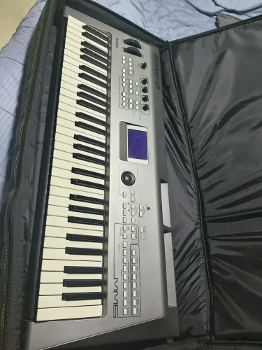 Teclado Yamaha MM6 - Leia descrição 