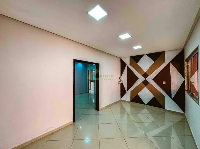 Casa para aluguel, 3 quartos, 1 suíte, 2 vagas, Ermida - Divinópolis/MG