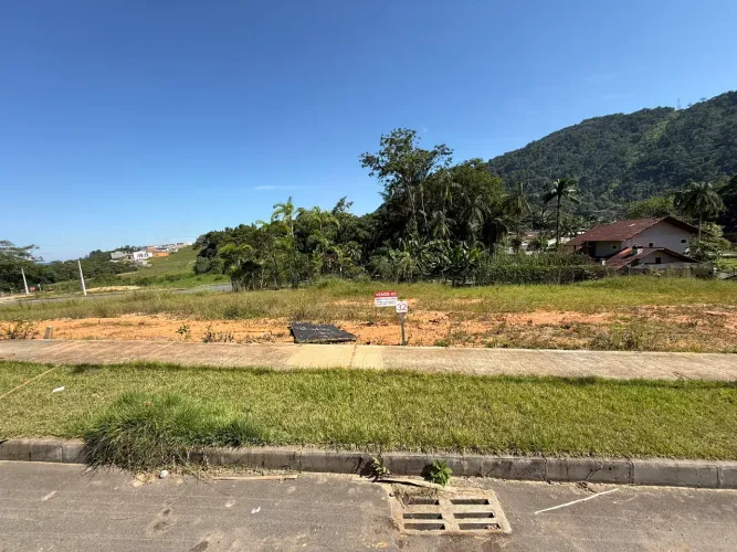 PARTICULAR - Terreno Itoupava Central 300m2 (12x25)