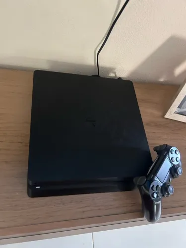 PS4 Slim Desbloqueado