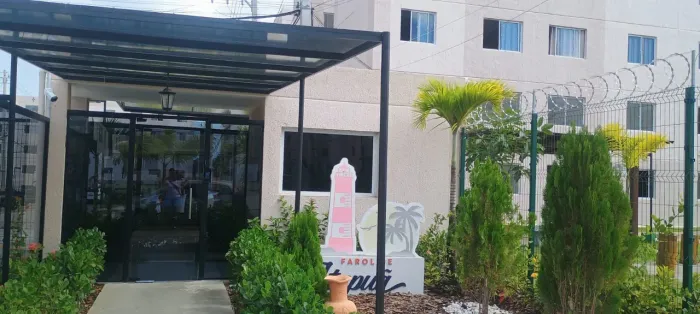 Alugo este apartamento no primeiro andar condomínio farol de itapon,bairro de areia branca
