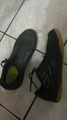 Chuteira umbro pro club futsal