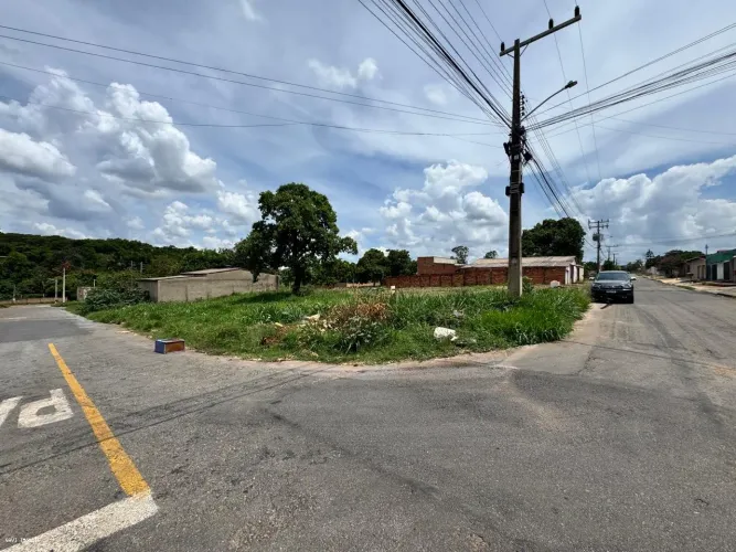 Lote para Venda em Aparecida de Goiânia, Residencial Village Garavelo