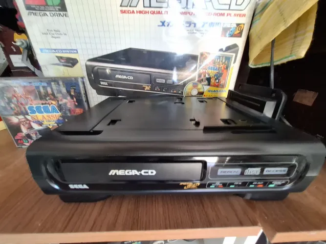 Mega cd na caixa