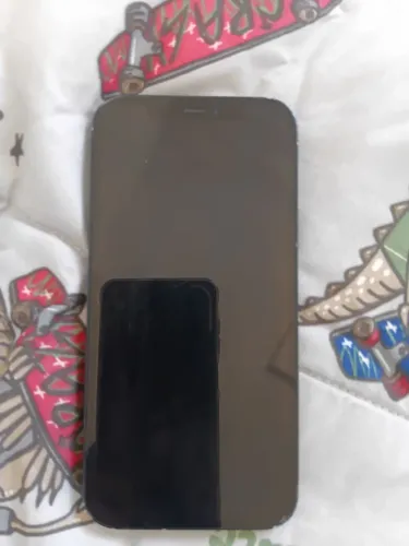 IPhone 12 (leia a descrição)