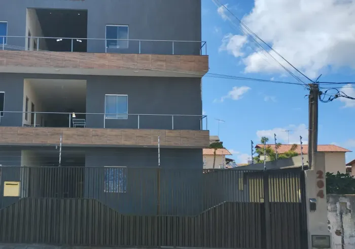 Vende-se um predio com 24 Kitnets em Nova Parnamirim - Parnamirim - RN