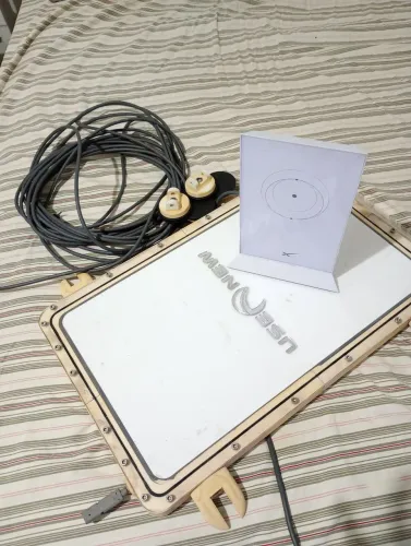 Antena HughesNet Internet Satélite com Cabo (2 antenas)