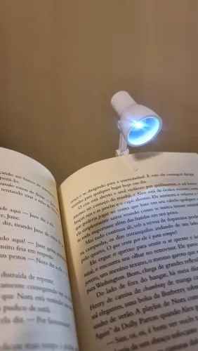 luminária de leitura uatt branca