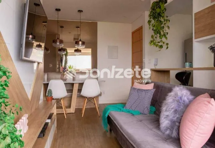 Apartamento para Aluguel na Vila Humaitá (Santo André) com 2 Dormitórios, Varanda e 1 Vaga
