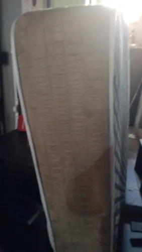 Vendo um de casal lindo
