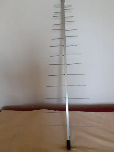 Antena Esterna para tv tipo espinha de peixe