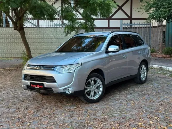 Mitsubishi Outlander 2.0 16V 160cv Aut. 2015