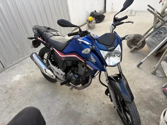 TITAN 160 2020