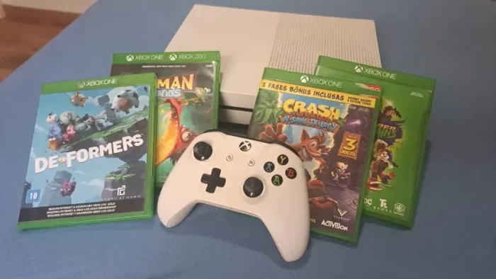XBOX One 500GB + Controle + Jogos