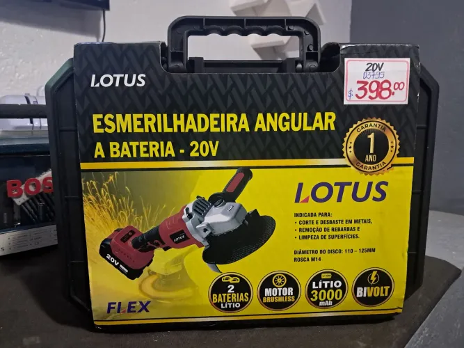 Esmerilhadeira nova na caixa
