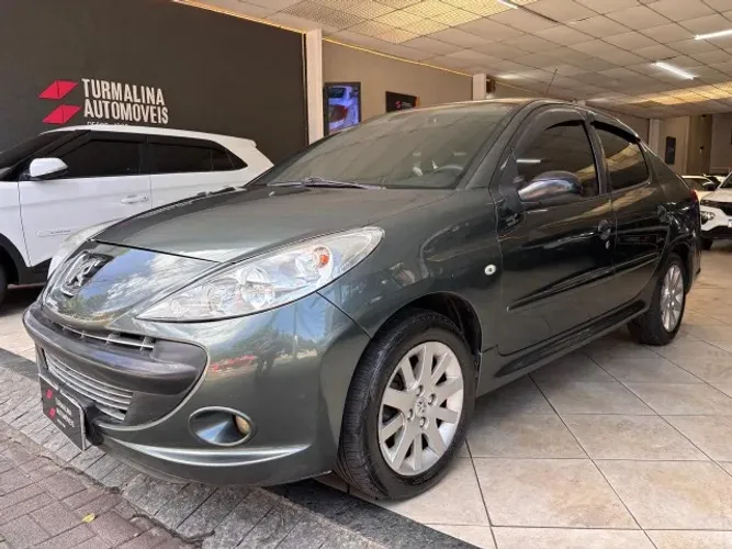 Peugeot 207 Sedan Passion XS 1.6 Flex 16V 4P AUT 2011