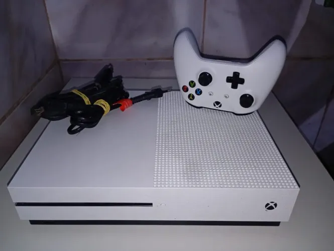 Xbox One S 1TB