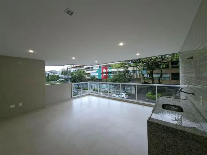 Recreio dos Bandeirantes | Apartamento 3 quartos, sendo 1 suite