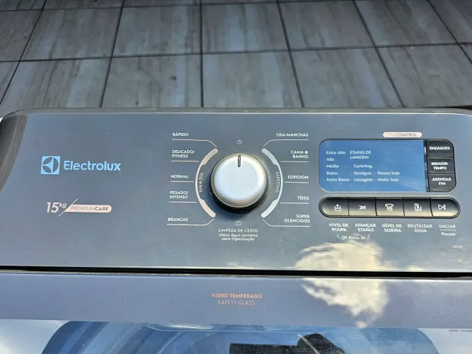 Lavadora Electrolux 15kg Premium Care LEC15 - Cesto Inox | Jet&Clean | Time Control