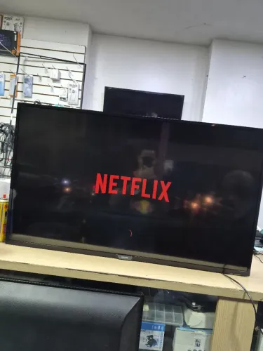 Smart TV Philips 43 polegadas Wi-fi integrado