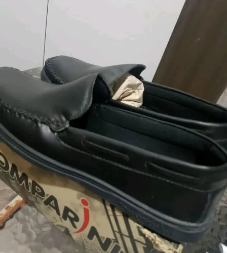 Sapato casual novo n 43