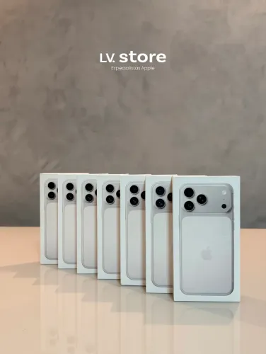 iPhone 17 Pro Max - 256GB | Novos e Lacrados - Silver 