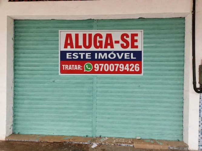 ALUGA-SE LOJA COMERCIAL - Santa Cruz.
