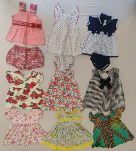 Body e Vestidos para meninas tamanho 6 meses
