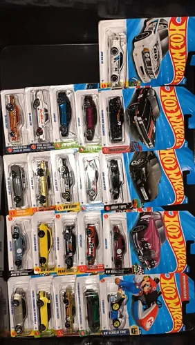 Miniaturas da Hotwheels