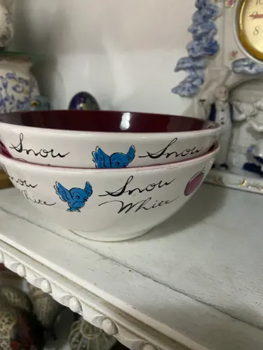 Kit 2 bowls(tigelas) Branca de Neve 