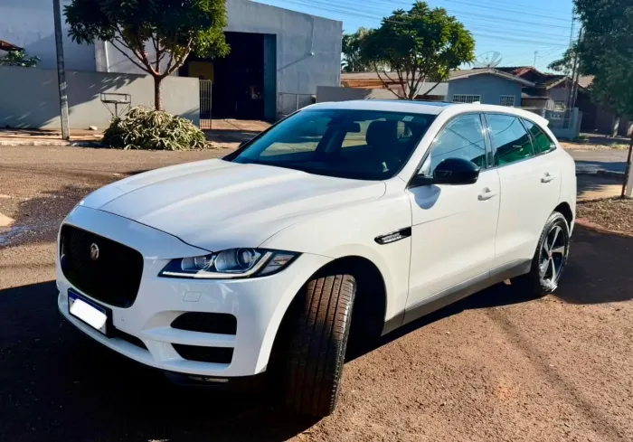 Jaguar F-Pace 2.0 Prestige 250cv Aut. 2018