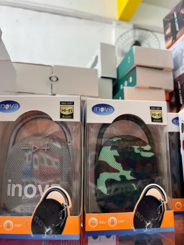 Caixa de Som Inova Portátil Led RGB