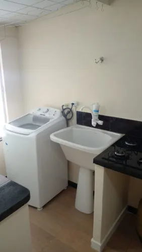 Kitinete mobiliada para moça solteira