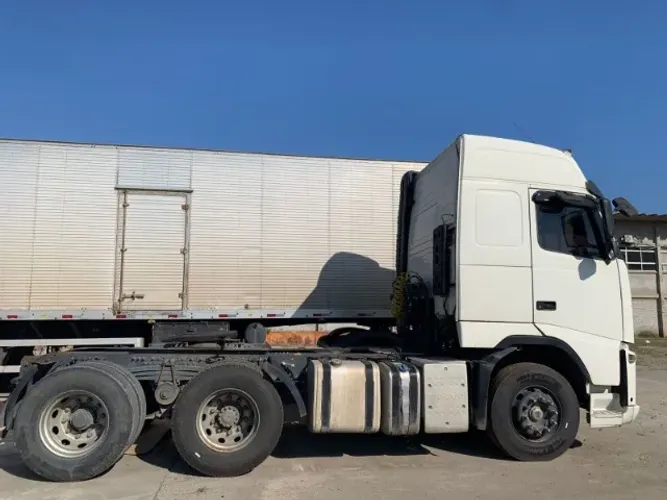 VOLVO/FH 460 6X2T AUTOMATICO