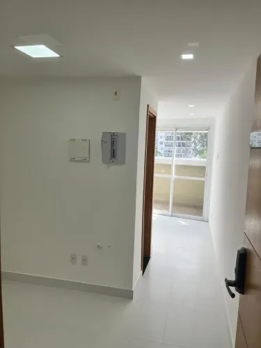 EXCELENTE SALA COMERCIAL NO MELHOR PONTO DO RECREIO - ACEITA TROCA POR VEÍCULO