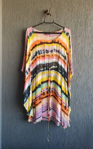 Blusa Monotropo colorida
