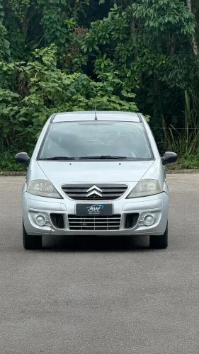 Citroen C3 GLX 1.4/ GLX Sonora 1.4 Flex 8V 5P 2012