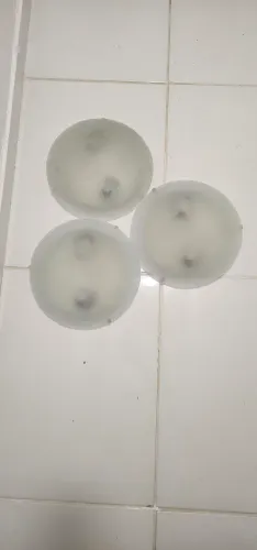 4 lampadas com lustre de vidro