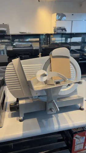 Cortador de frios semiautomático 30MM - pronta entrega