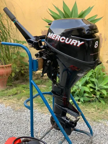 Motor Mercury 8hp 4 Tempos.Unico dono 2011.