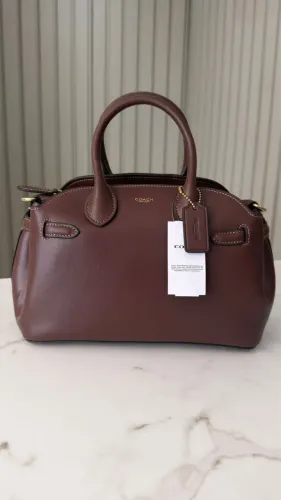 Bolsa Coach carryall 28